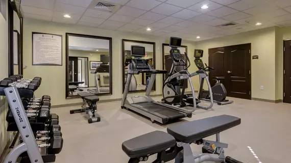 Staybridge Suites St Louis Westport | Missouri - St. Louis (ve civarı) - Maryland Heights