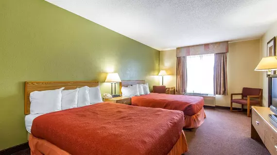 Quality Inn Reedsburg | Wisconsin - Wisconsin Dells (Wisconsin Vadileri) (ve civarı) - Reedsburg