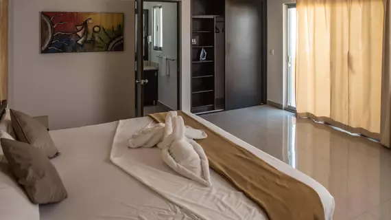 Sunrise 42 Suites Hotel | Quintana Roo - Solidaridad - Playa del Carmen