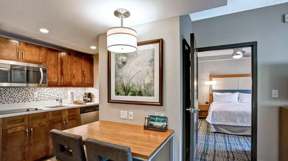 Homewood Suites by Hilton Boston/Brookline | Massachusetts - Brookline