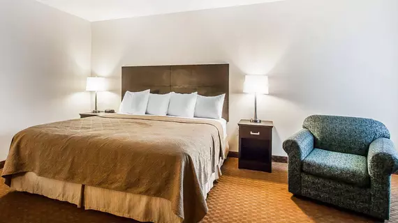 Quality Inn Murfreesboro | Tennessee - Nashville-Davidson - Nashville (ve civarı) - Murfreesboro