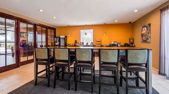 Best Western Executive Inn Round Rock | Teksas - Austin (ve civarı) - Round Rock