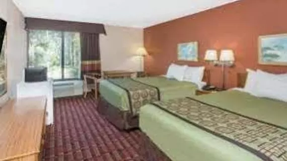 DAYS INN MYRTLE BEACH | Güney Karolayna - Myrtle Plajı (ve civarı) - Myrtle Beach