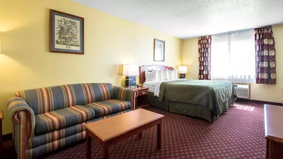 Quality Inn Mineral Point | Wisconsin - Dodgeville (ve civarı) - Mineral Point