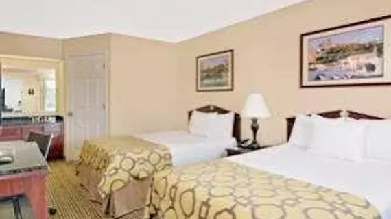 Baymont Inn & Suites - Cleveland | Tennessee - Chattanooga (ve civarı) - Cleveland