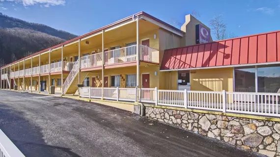 Econo Lodge Near Bluefield College | Batı Virginia - Princeton (ve civarı) - Bluefield