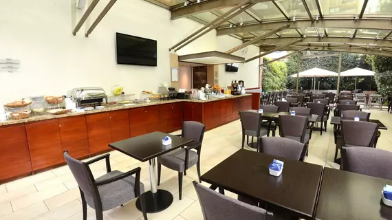 Holiday Inn Express Santiago El Golf | Santiago - Santiago (ve civarı) - Santiago - El Golf