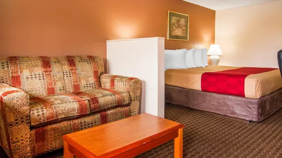 Econo Lodge Inn & Suites | Oregon - Portland (ve civarı) - Hillsboro