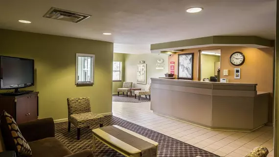 Econo Lodge Inn and Suites Greenville | Güney Karolayna - Greenville - Spartanburg (ve civarı) - Greenville