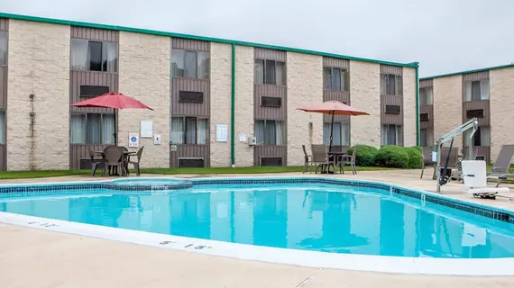 Quality Inn McGuire AFB | New Jersey - Upper Freehold Township - Trenton (ve civarı) - Cookstown