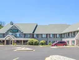 Quality Inn & Suites | Wisconsin - Lake Geneva (ve civarı) - East Troy