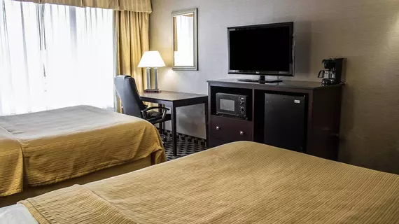 Quality Inn & Conference Center Akron | Ohio - Summit İlçesi - Akron (ve civarı) - Akron