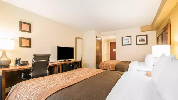 COMFORT INN BRATTLEBORO | Vermont - Windham County - Brattleboro