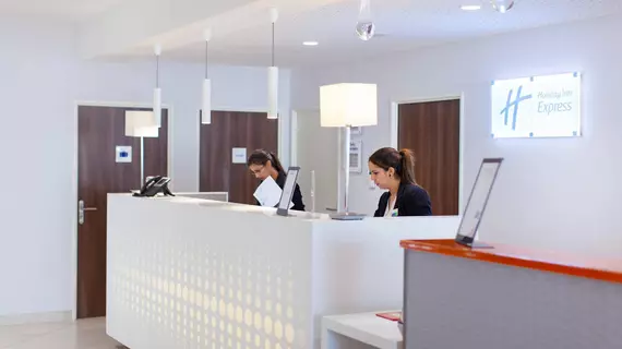 Holiday Inn Express Toulon - Sainte-Musse | Provence - Alpes - Cote d'Azur - Var - Toulon - Hyeres (ve civarı) - Toulon