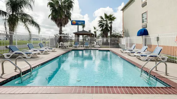 Comfort Inn Broussard | Louisiana - Lafayette (ve civarı) - Broussard