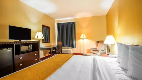 Quality Inn Lexington | Kuzey Karolayna - Lexington - Salisbury (ve civarı) - Lexington