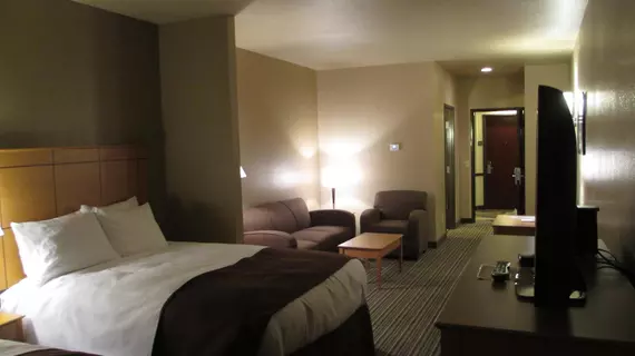 Best Western Shelby Inn & Suites | Montana - Shelby (ve civarı) - Shelby