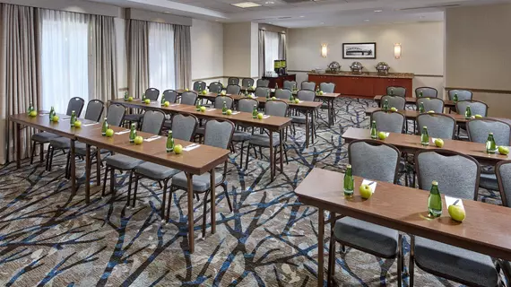 Hilton Garden Inn Lake Oswego | Oregon - Portland (ve civarı) - Lake Oswego