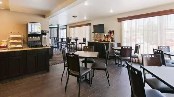 Best Western War Bonnet Inn | Montana - Miles City