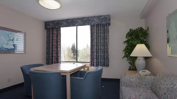 Shilo Inn Suites Hotel | Oregon - Portland (ve civarı) - Portland - Parkrose