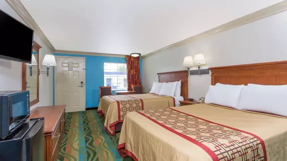 Days Inn Virginia Beach | Virginia - Norfolk - Virginia Beach (ve civarı) - Virginia Beach