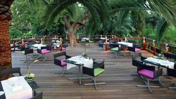 The Oasis by Don Carlos Resort - Adults Only | Andalucia - Malaga İli - Marbella - Nikki Plajı