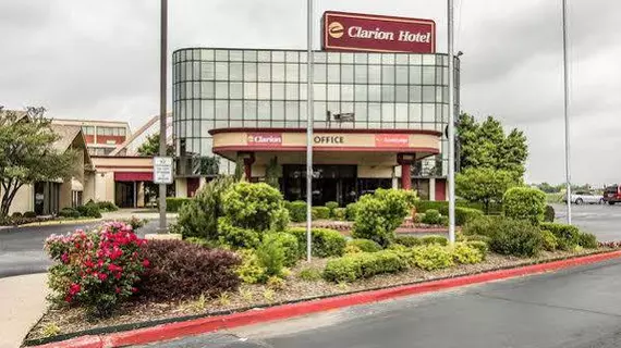 Clarion Hotel Broken Arrow | Oklahoma - Tulsa (ve civarı) - Broken Arrow