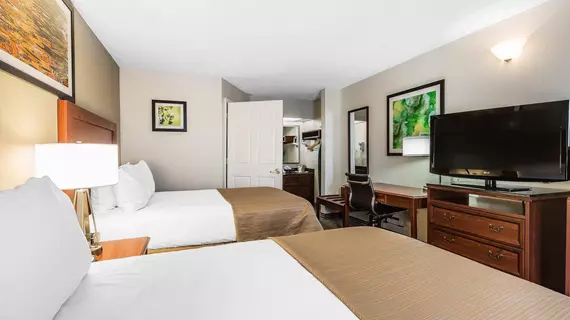 Quality Inn Gallatin | Tennessee - Nashville-Davidson - Nashville (ve civarı) - Gallatin