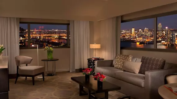 ONE UN New York - Millennium Hotels and Resorts | New York - New York (ve civarı) - Midtown East