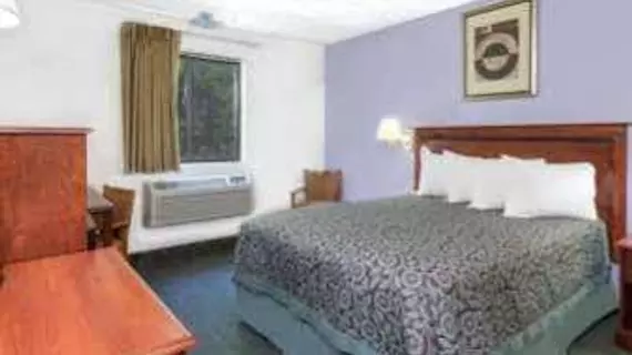 Days Inn Warrensburg | Missouri - Clinton - Warrensburg