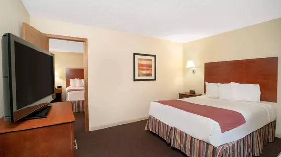 Ramada Pigeon Forge - Parkway | Tennessee - Gatlinburg - Pigeon Forge (ve civarı) - Pigeon Forge