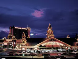 Boulder Station Hotel Casino | Nevada - Clark County - Las Vegas (ve civarı) - Las Vegas - Sunrise Manor