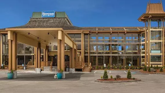 RODEWAY INN & SUITES | Oregon - Portland (ve civarı) - Portland