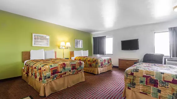 Econo Lodge Madison | Wisconsin - Madison (ve civarı) - Madison