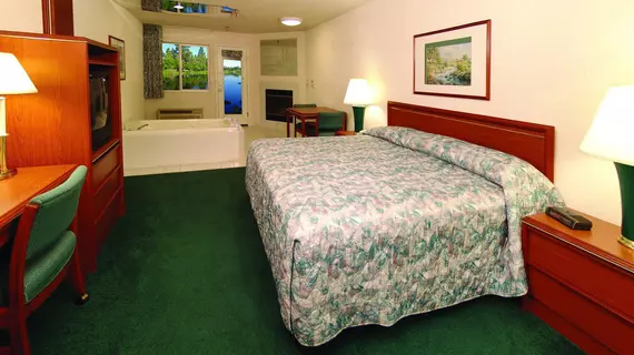 Shilo Inn Suites Hotel - Bend | Oregon - Bend (ve civarı) - Bend