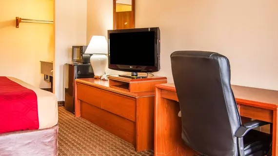 Econo Lodge Inn & Suites | Oregon - Portland (ve civarı) - Hillsboro