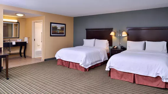 Hampton Inn & Suites Mt. Vernon / Belvoir - Alexandria South Area | Virginia - İskenderiye - Mount Vernon