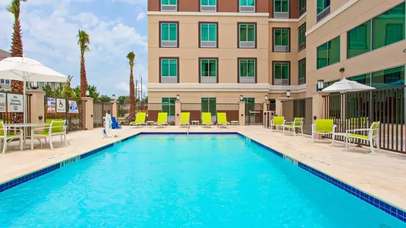 Holiday Inn Express & Suites Houston SW - Medical Ctr Area | Teksas - Houston (ve civarı) - Houston