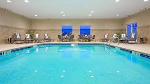 Holiday Inn Express Hotel & Suites West Long Branch | New Jersey - Manalapan Township - Red Bank - Tinton Falls (ve civarı) - Colts Neck - Ocean Township