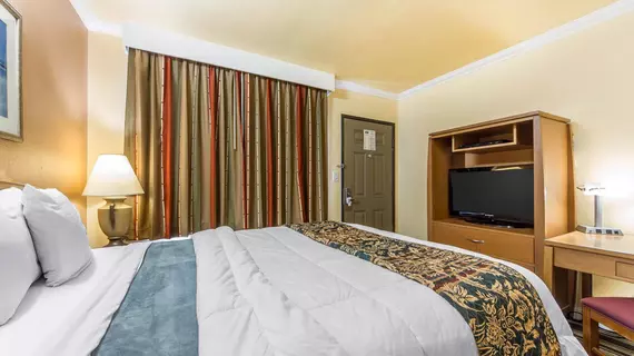 Rodeway Inn & Suites Oakland | Kaliforniya - Oakland (ve civarı) - Oakland