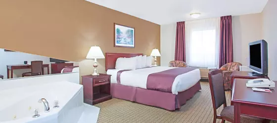 Ramada Inn & Suites Red Deer | Alberta - Red Deer (ve civarı) - Red Deer