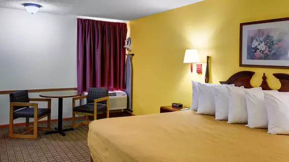 Econo Lodge Morgantown | Batı Virginia - Morgantown (ve civarı) - Morgantown