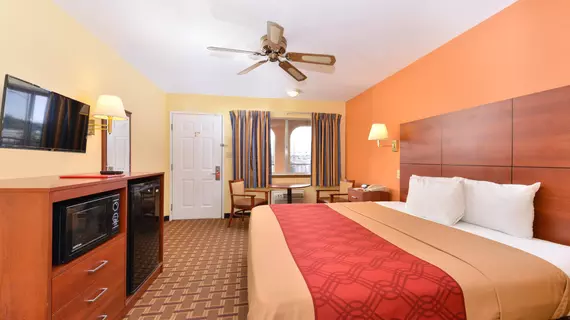 Econo Lodge Midtown Albuquerque | New Mexico - Albuquerque (ve civarı) - Albuquerque - Albuquerque Merkezi