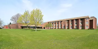 Baymont Inn and Suites Manitowoc Lakefront