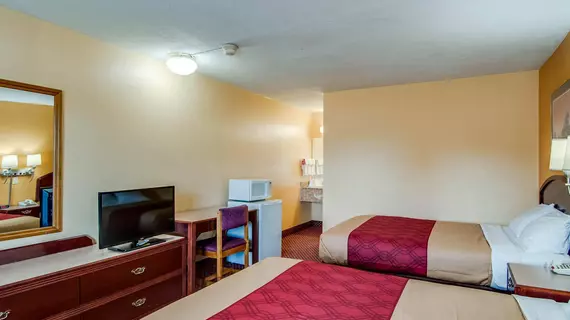 Econo Lodge Near Bluefield College | Batı Virginia - Princeton (ve civarı) - Bluefield