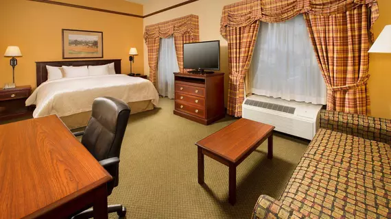 Hampton Inn & Suites Stillwater | Oklahoma - Stillwater