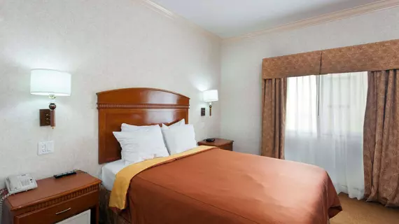 Howard Johnson Inn and Suites - Pico Rivera | Kaliforniya - Los Angeles County - San Gabriel Valley