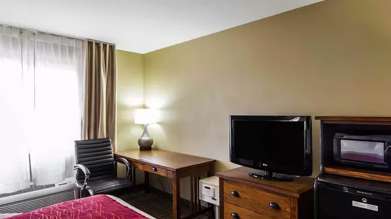 Comfort Inn & Suites Ponca City | Oklahoma - Ponca City (ve civarı) - Ponca City