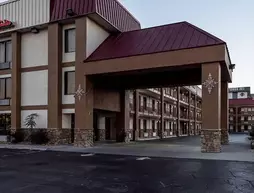 Red Roof Inn & Suite Pigeon Forge Parkway | Tennessee - Gatlinburg - Pigeon Forge (ve civarı) - Pigeon Forge