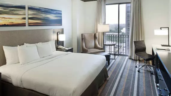 Hilton Dallas-Park Cities | Teksas - Dallas (ve civarı) - Dallas - University Park - Park Cities